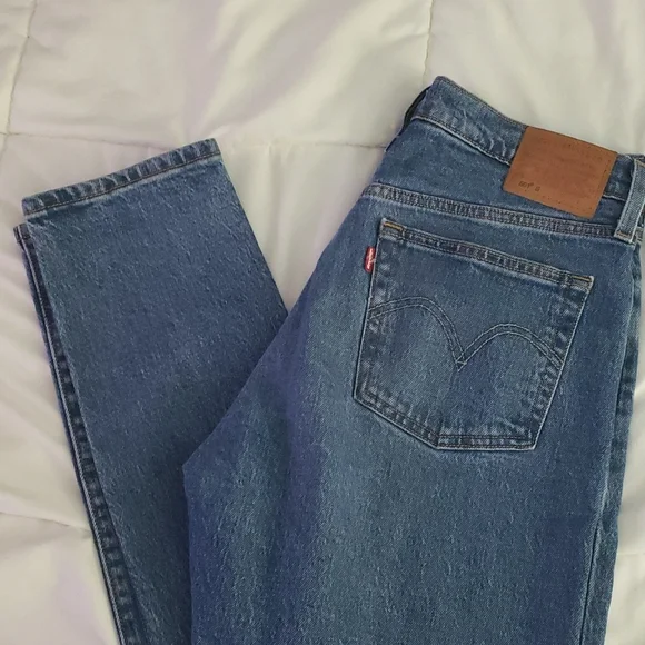 Levi's 501 Straight Skinny Jeans - Picture 2 of 7